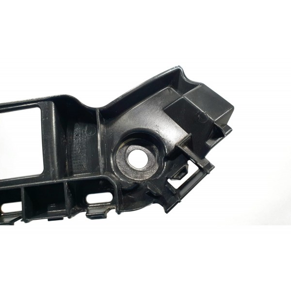 Suporte Guia Do Parachoque Tras. Dir Vw Polo Highline 2020