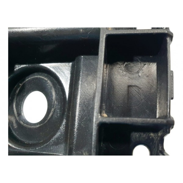 Suporte Guia Do Parachoque Tras. Dir Vw Polo Highline 2020