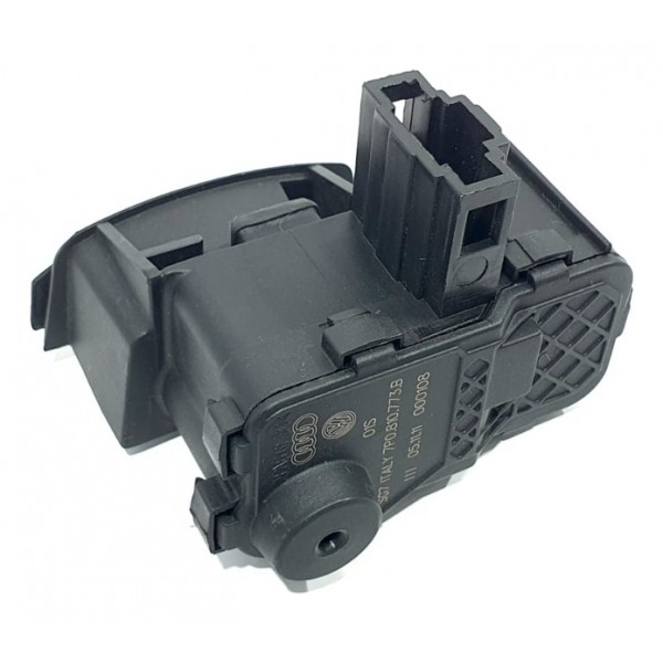 Trava Motor Atuador Tanque Combustível Vw Touareg 3.6 2011