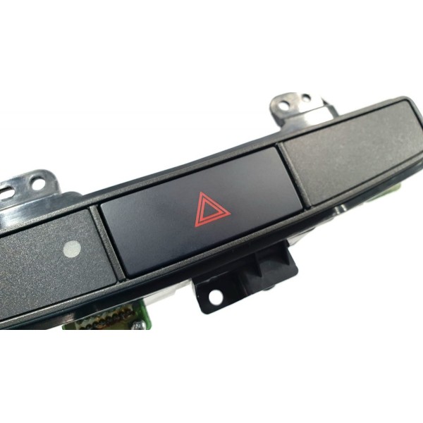 Botão Do Pisca-alerta Mitsubishi Lancer Ralliart 2012 Preto