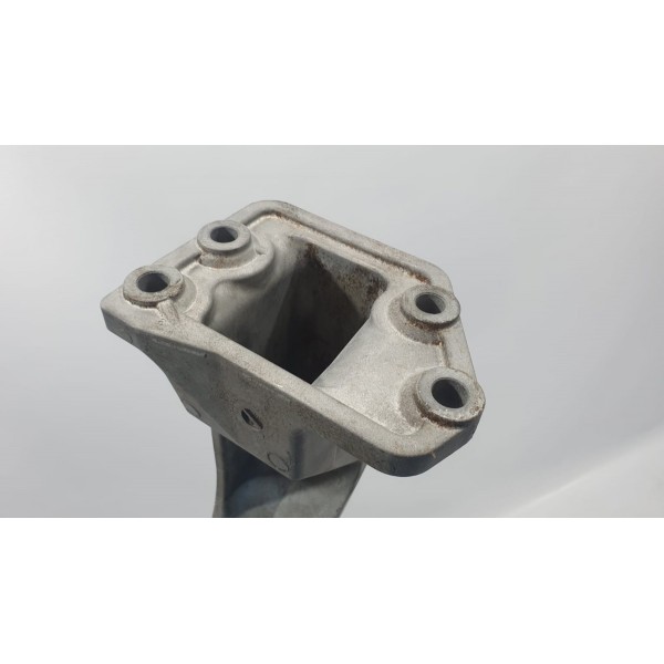 Suporte Do Motor L/direito Mitsubishi Pajero Tr4 2012