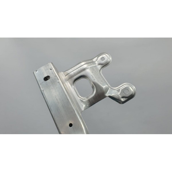 Suporte Inferior Parachoque Lado Direito Bmw 320i F30 2015