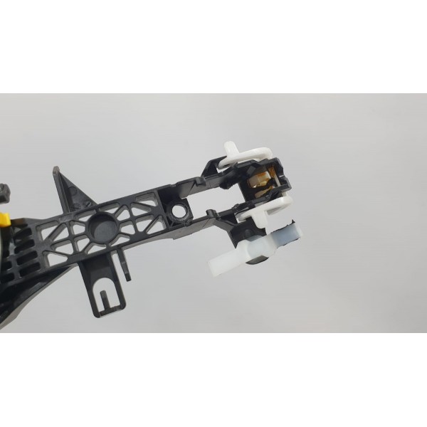 Suporte Da Maçaneta Diant Esq Corolla Cross Xrx Hybrid 2023 Dianteira