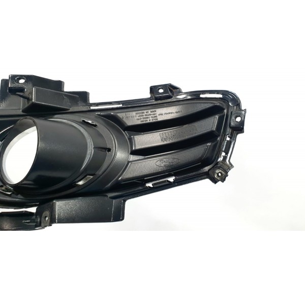 Moldura Farol De Milha Ld Esquerdo Ford Fusion Titanium 2015 - Preto