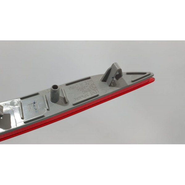 Refletor Parachoque Tras. Esq Equinox Premier 1.5 Turbo 2022 Vermelho