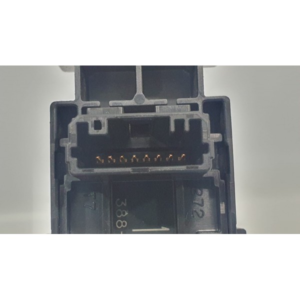 Botão Vidro Elétrico Traseiro Esquerdo Corolla Cross 2023