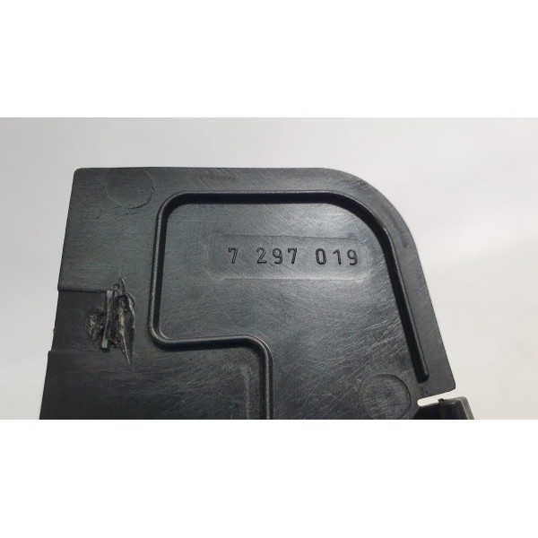 Acabamento Lanterna Traseira Esquerda Bmw 120i F20 2015