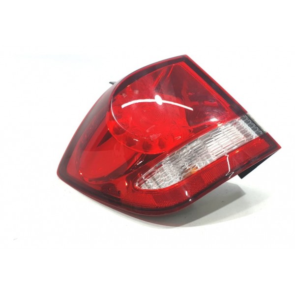 Lanterna Traseira Esquerda Dodge Journey 3.6 Rt 2014  Detalh