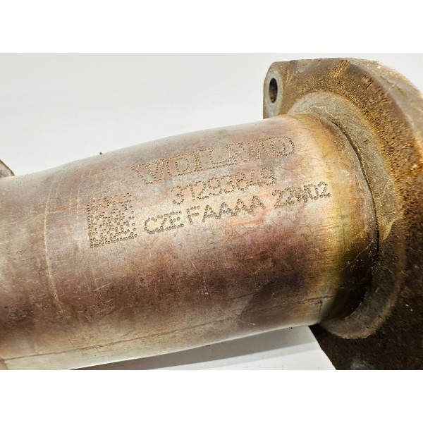 Saída Catalisador Volvo Xc90 2.0 T8 Hybrid 2022 Cód 31293849