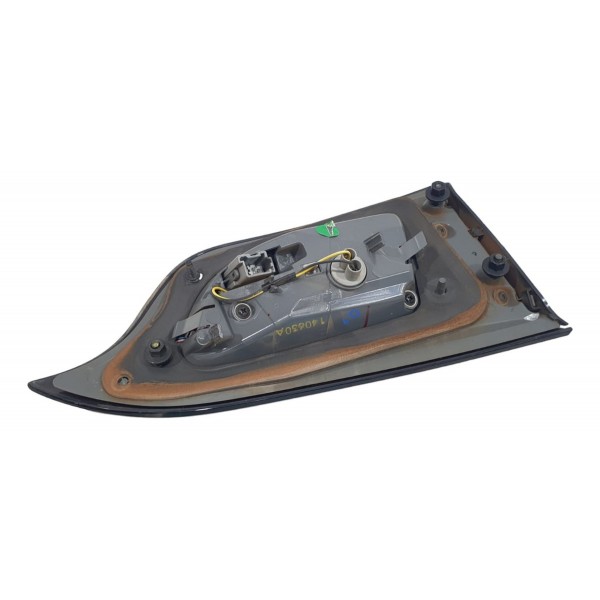 Lanterna Tampa Lado Direito Jeep Cherokee 2015 Vermelho