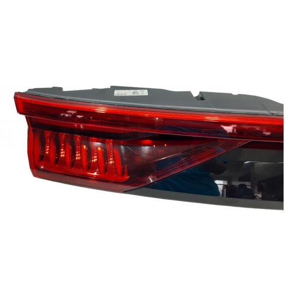 Lanterna Central Traseira Audi Q8 3.0 Hybrid 2020