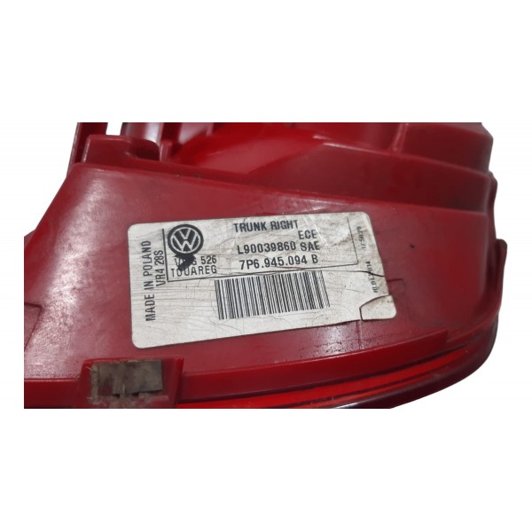 Lanterna Tampa Direita Touareg V8 2014 Direito Vermelho