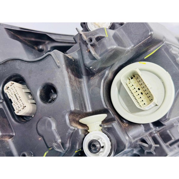 Farol Esquerdo Quebrado Chevrolet Equinox 2023 84949300
