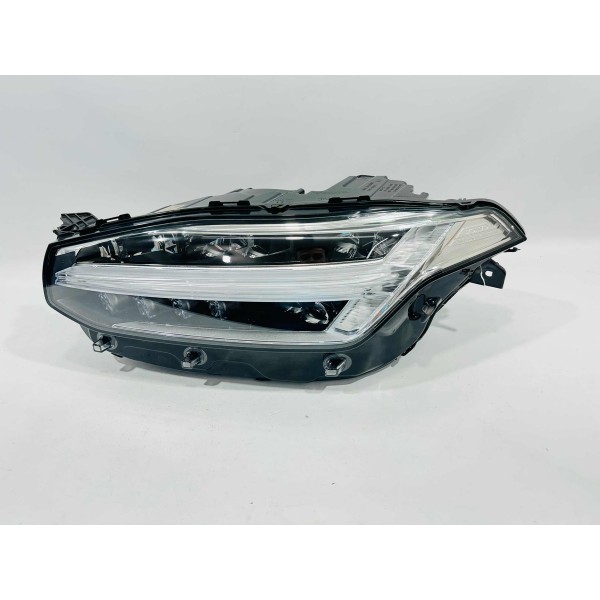 Farol Esquerdo Volvo Xc90 2022 Suportes Quebrado 32342482