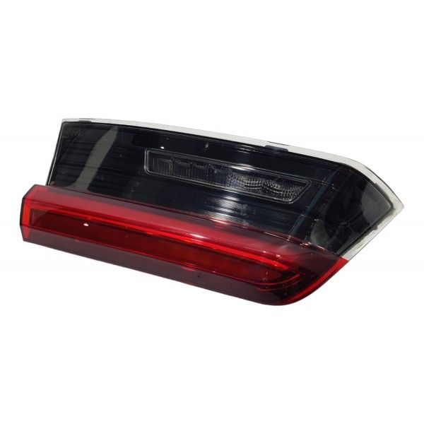 Lanterna Tampa Traseira Esquerda Bmw 320i M Sport 2022 Esquerdo Vermelho