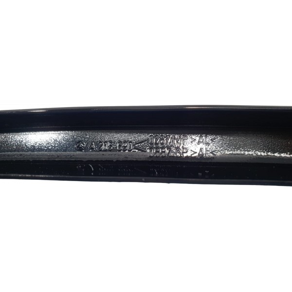 Acabamento Porta Dianteira Direita Mercedes C180 2019
