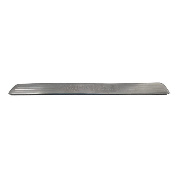 Soleira Friso Porta Mercedes C180 2019