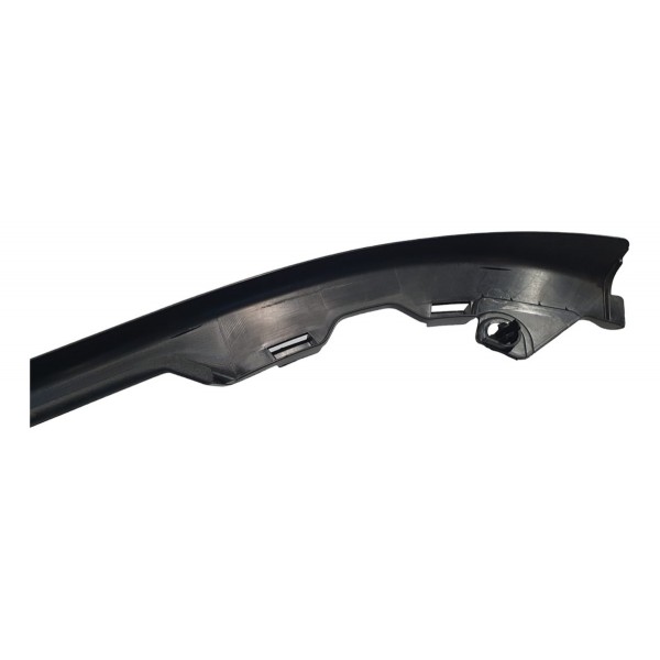 Moldura Interna Porta Dianteira Direita Mercedes C180 2019 Direito Preto