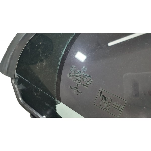Vidro Fixo Vigia Traseiro Direito Mercedes C180 2019