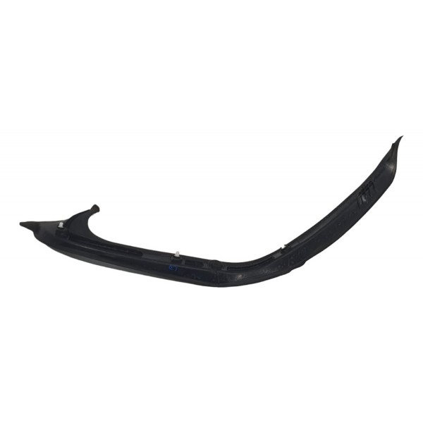 Moldura Porta-malas Lado Direito Mercedes C180 2019