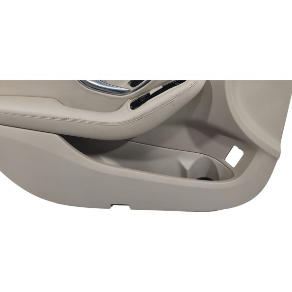 Forro Porta Dianteiro Esquerdo Mercedes C180 2019