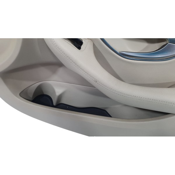 Forro Porta Dianteiro Direito Mercedes C180 2019