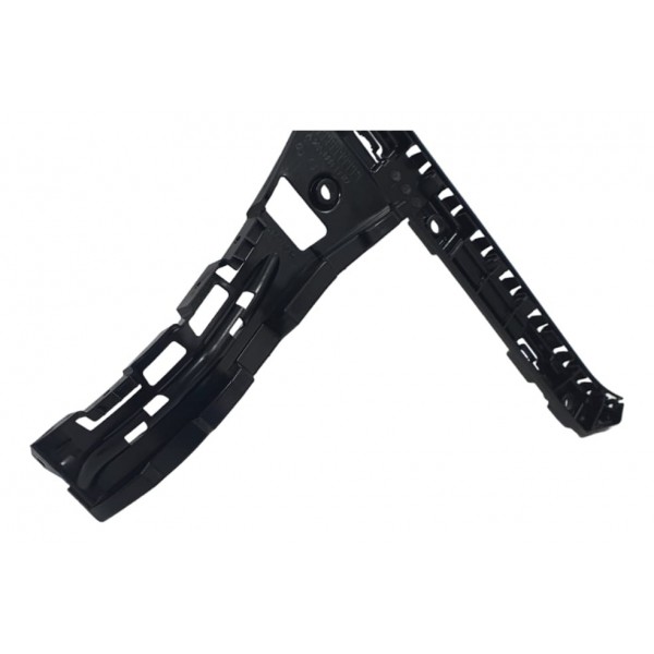 Guia Para-choque Traseiro Lado Esquerdo Mercedes C180 2019