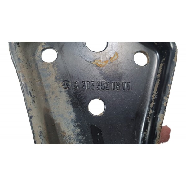 Suporte Eixo Traseiro Direito Mercedes C180 2019