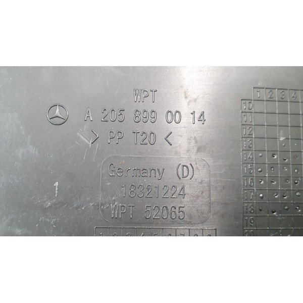 Suporte Ferramentas Porta-malas Mercedes C180 2019
