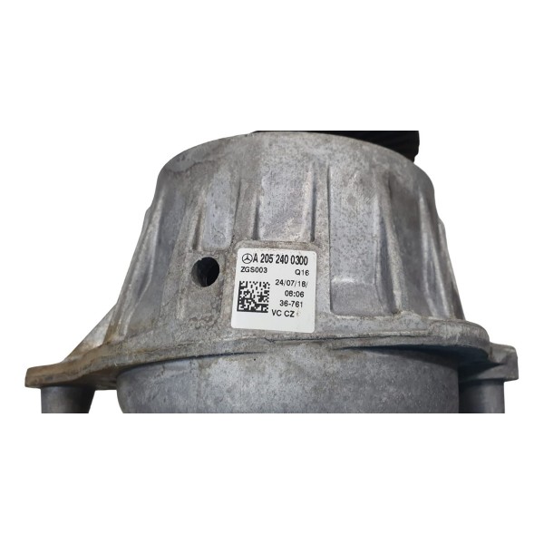 Coxim Motor Lado Direito Mercedes C180 2019