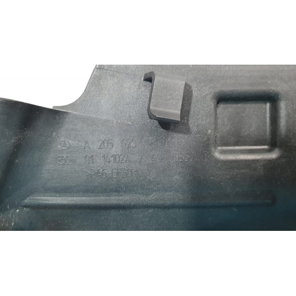 Defletor De Calor Lado Esquerdo Cofre Mercedes C180 2019