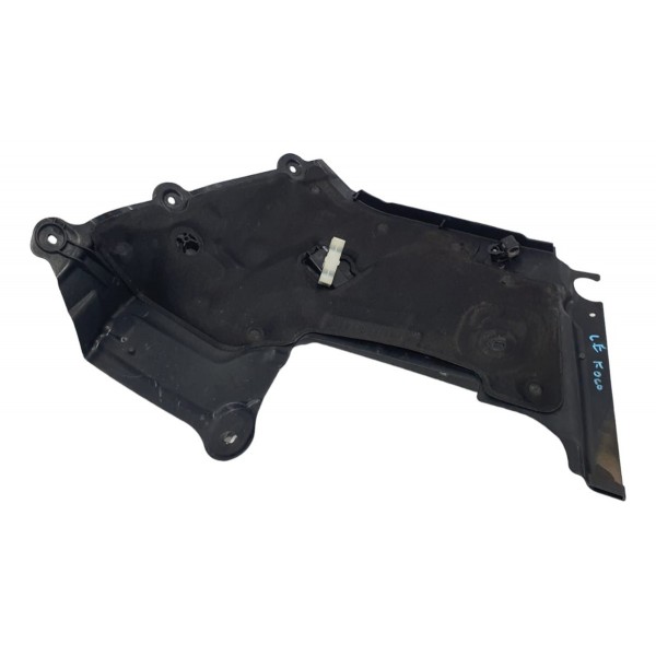 Defletor De Calor Lado Esquerdo Cofre Mercedes C180 2019