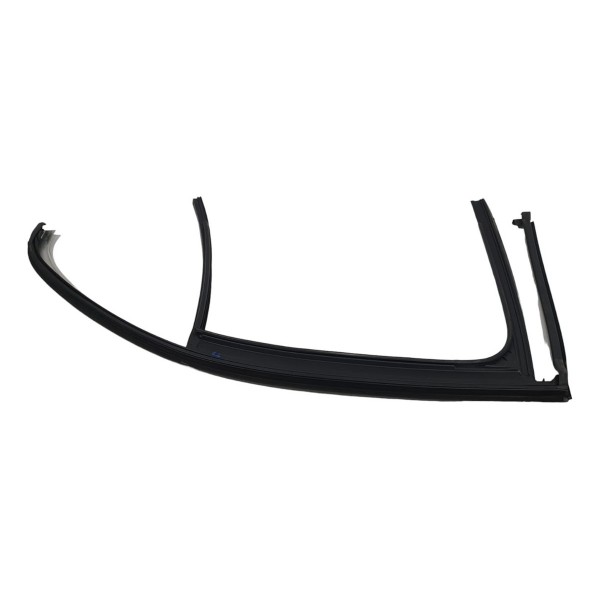 Canaleta Traseira Direita Mercedes C180 2019 Preto