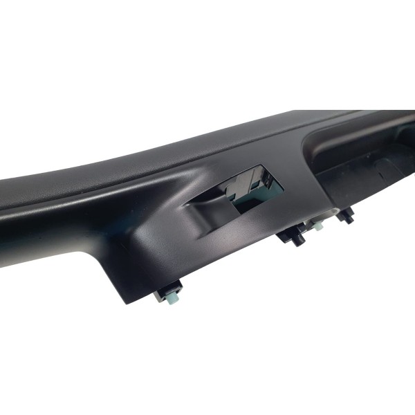 Apoio Braço Puxador Traseiro Esq Chery Tiggo 5 Hybrid 2023 - Preto