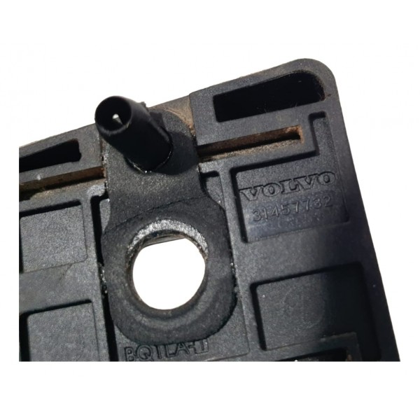 Batente Tampa Porta-malas Dir Volvo Xc90 T8 Inscription 2022 Preto
