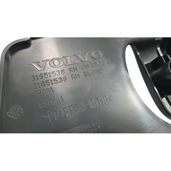 Acabamento Coluna Central Direita Volvo Xc90 T8 Inscrip 2022