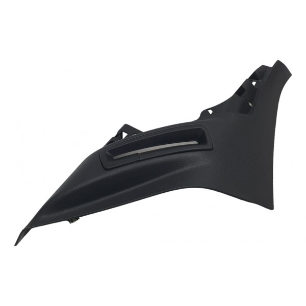 Moldura Coluna Traseira Esquerda Volvo Xc90 T8 Inscrip. 2022 - Preto - Animal Print