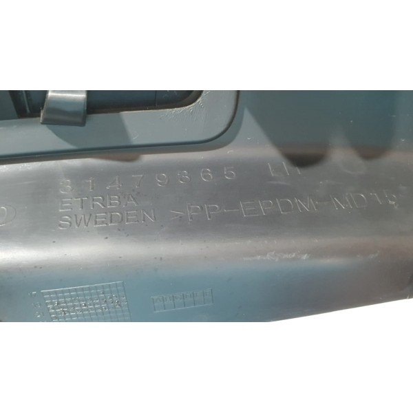 Moldura Coluna Traseira Esquerda Volvo Xc90 T8 Inscrip. 2022 - Preto - Animal Print