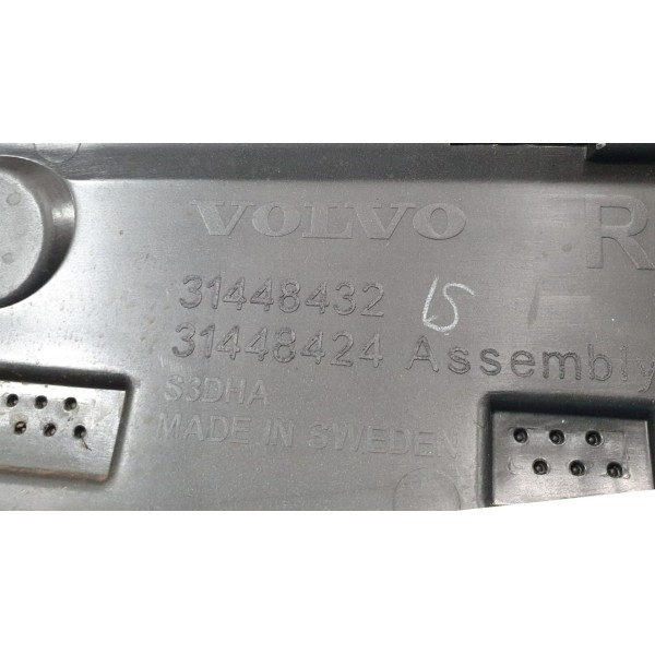 Aplique Inferior Porta Traseira Direita Volvo Xc90 T8 2022 Azul-escuro