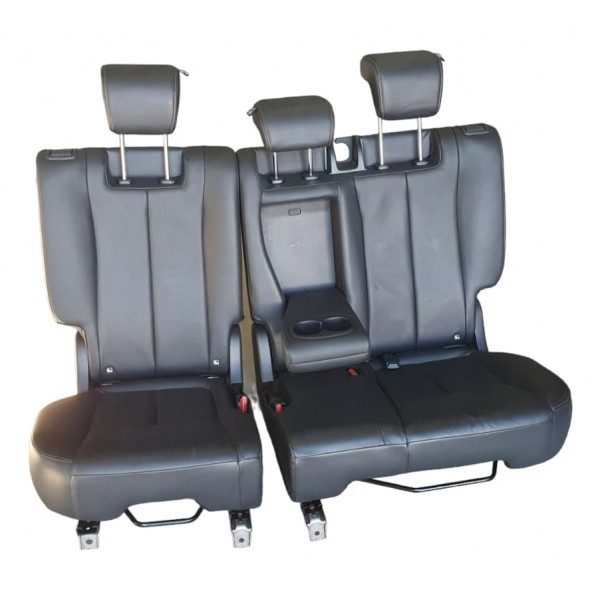 Par Bancos Traseiros (c/trilho) Mitsubishi Eclipse Cross 21