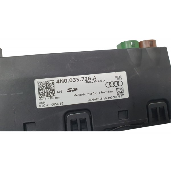 Entradas Auxiliares Usb Sd (avaria) Audi Q8 2020