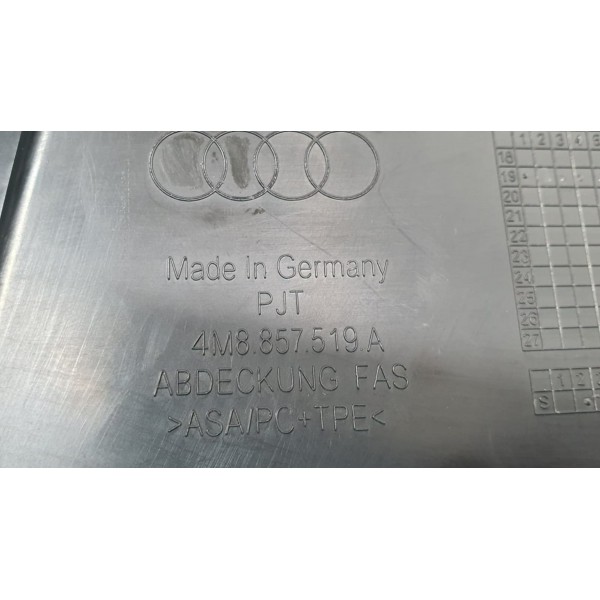 Acabamento Retrovisor Interno Audi Q8 2020