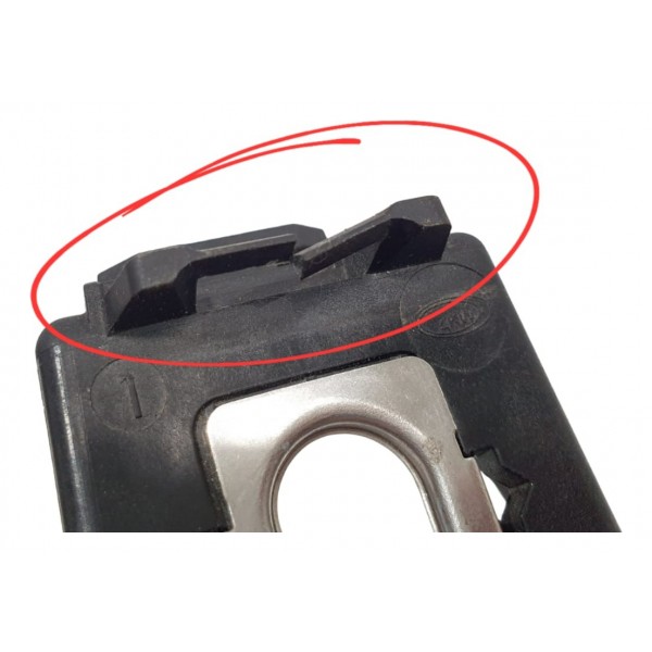 Guia Grampo Para-lama Audi Q8 2020 / Cod: 771.01