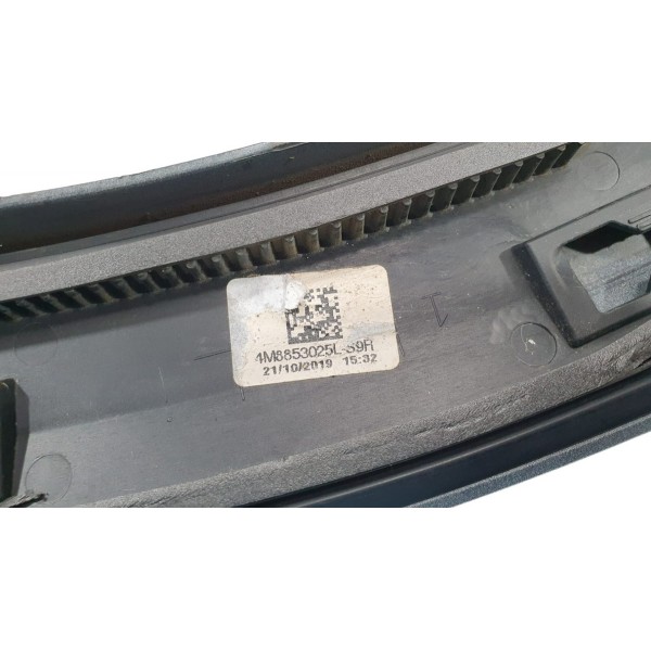 Polaina Arco Roda Traseiro Esquerdo Audi Q8 2020 /4m8853025