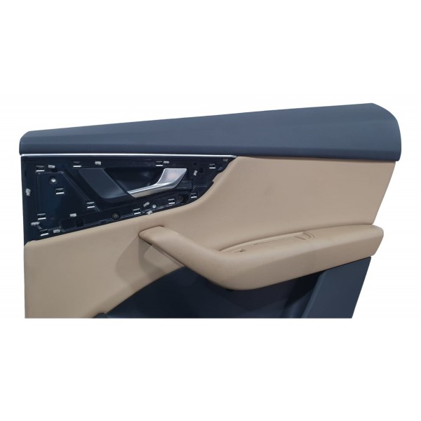 Forro De Porta Traseiro Direito Audi Q8 2020 /4m8867318