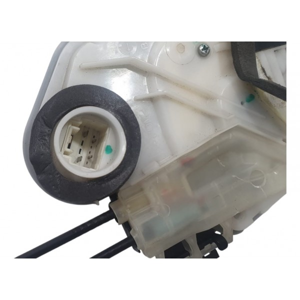 Fechadura Porta Tras Dir Toyota Corolla 2015