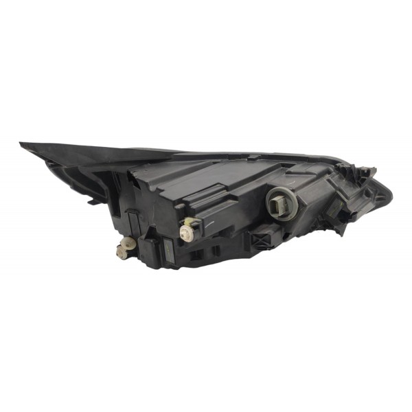 Farol L/e Chevrolet Equinox 2018 ( Retirada De Peças)