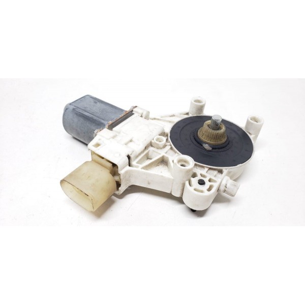 Motor Vidro Elétrico Dianteiro Direito Bmw 130 2010 6927028
