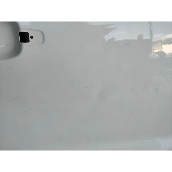 Porta Traseira Direita Amarok 2014 (avaria) Branco