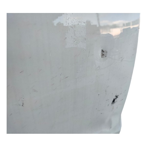 Porta Traseira Direita Amarok 2014 (avaria) Branco